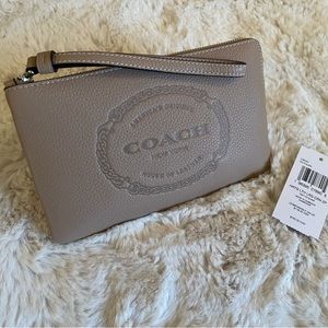 NWT Coach Large Leather Heritage Wristlet